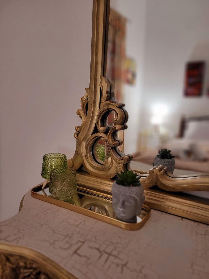Marge Apt Arta Bagian luar foto