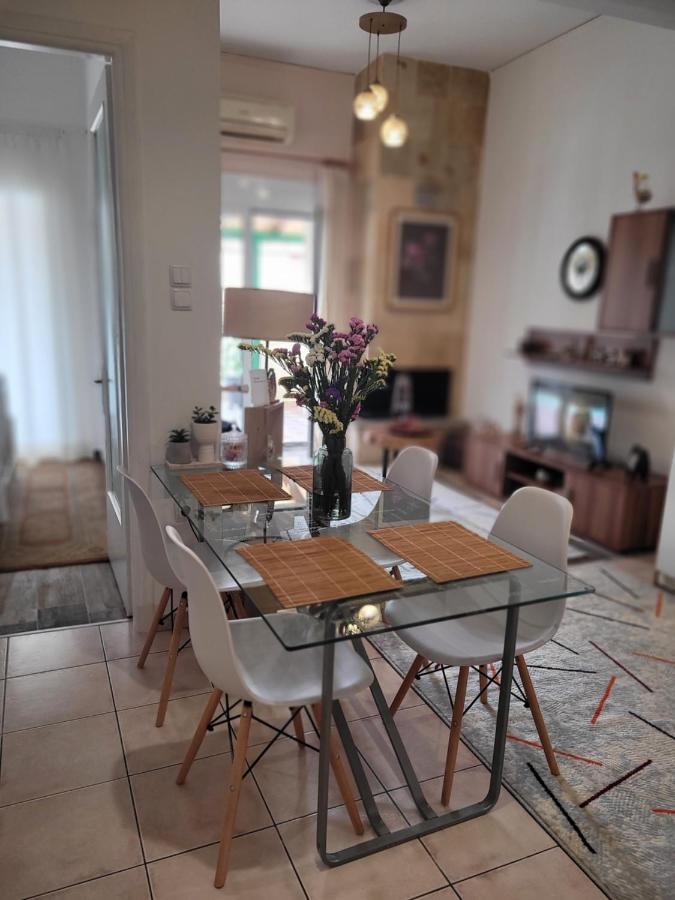 Marge Apt Arta Bagian luar foto