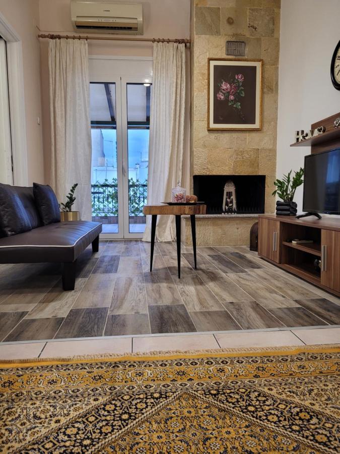 Marge Apt Arta Bagian luar foto